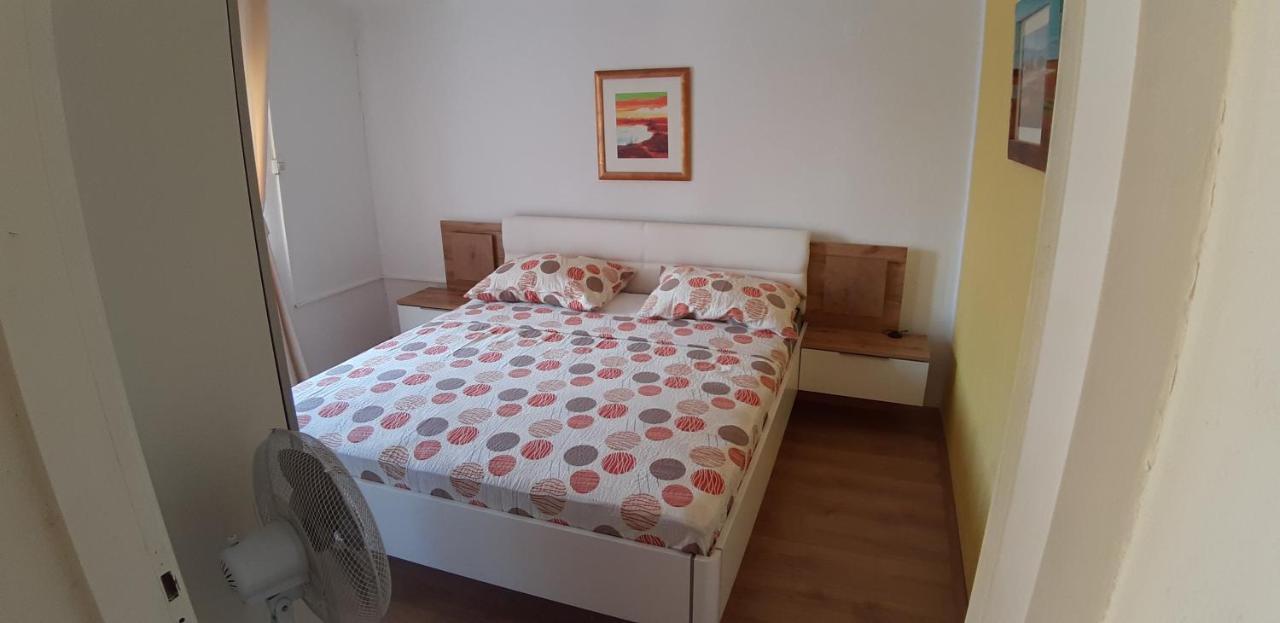 Apartman Jopa Pag Town Extérieur photo